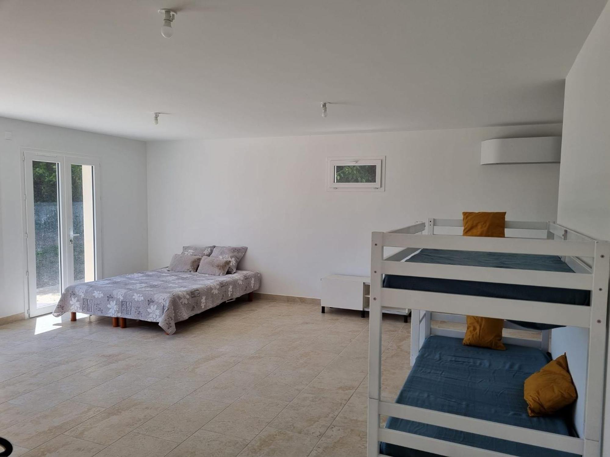 Au Fil De Soi Villa Saint-Julien-de-Peyrolas Szoba fotó